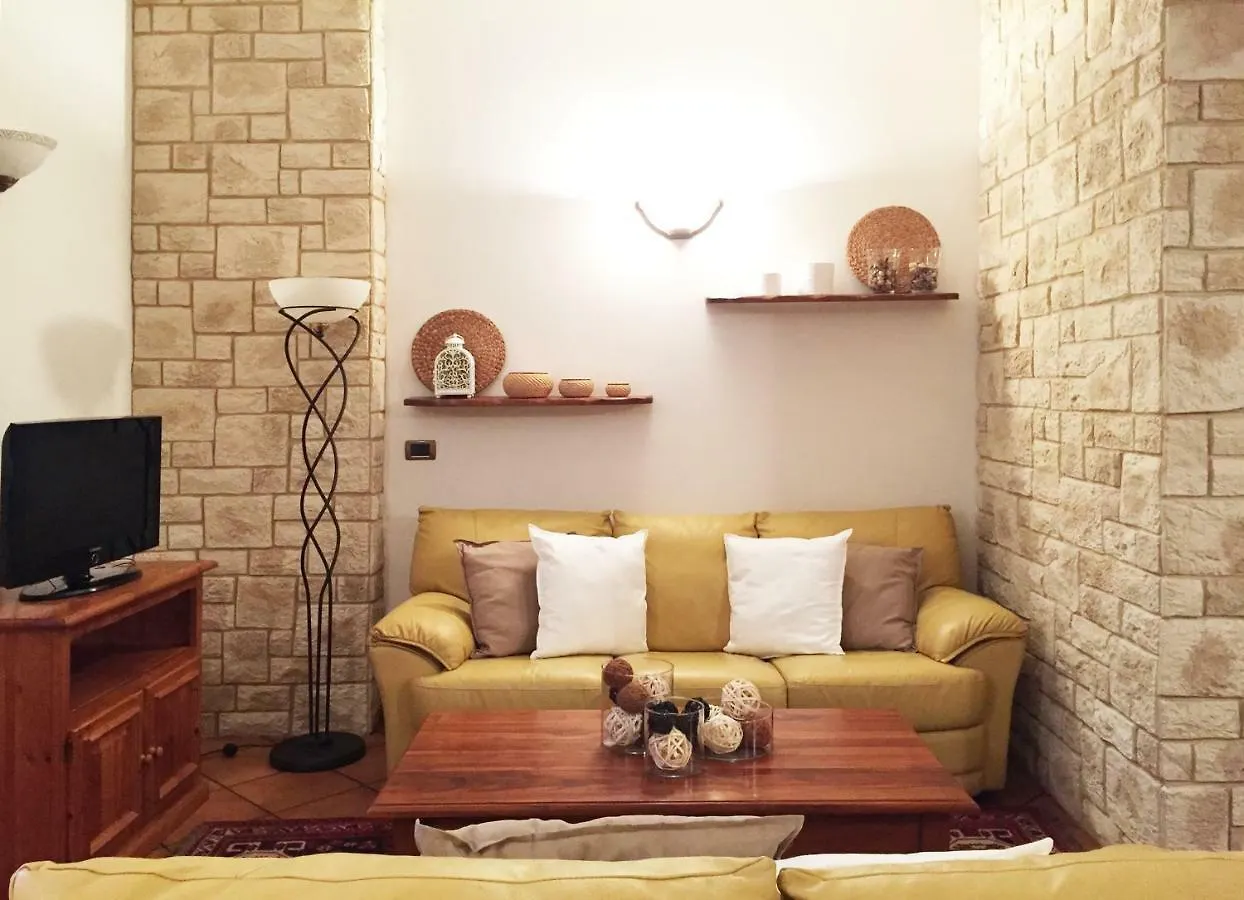 Casa Vacanze Moneglia 2 Camere Con Terrazza Nel Verde İtalya